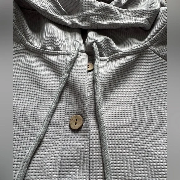 Amazon Gray Long Sleeve Relaxed Sweatshirt - Picture 6 of 7